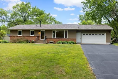 6101 Oak Circle, North Branch, MN 55056 - Photo 2