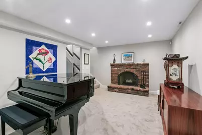 1952 Dupont Avenue S, Minneapolis, MN 55403 - Photo 24