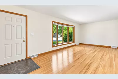 16403 Seymour Drive, Minnetonka, MN 55345 - Photo 6