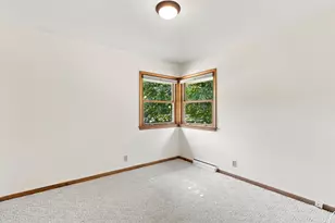 16403 Seymour Dr, Minnetonka, MN 55345 - Photo 20