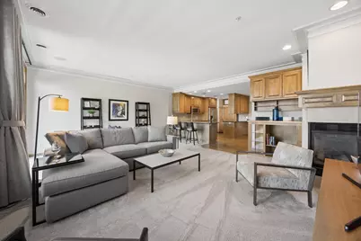 365 Willoughby Way W, Minnetonka, MN 55305 - Photo 10