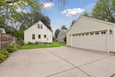 5912 10th Avenue S, Minneapolis, MN 55417 - Photo 28