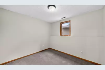 4020 Baffin Lane NE, Rochester, MN 55906 - Photo 16
