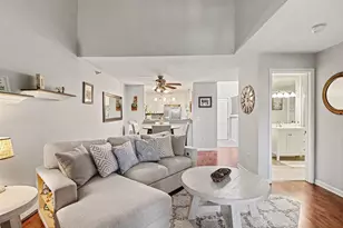 7601 Edinborough Way, Edina, MN 55435 - Photo 4