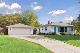 2128 Cohansey Blvd, Roseville, MN 55113 - Photo 40
