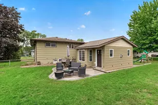 1261 Gary Dr, Saint Paul Park, MN 55071 - Photo 32
