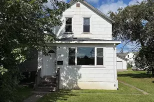 215 6th St S, Virginia, MN 55792 - Photo 1