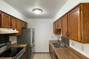 11931 Wintergreen St NW, Coon Rapids, MN 55448 - Photo 4
