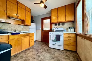 330 E 4th St, Lismore, MN 56155 - Photo 10