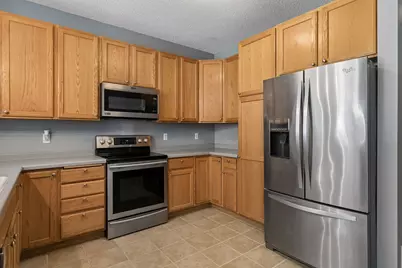 3027 Juniper Lane #E, Woodbury, MN 55125 - Photo 14