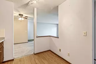 3916 Foss Rd, Saint Paul, MN 55421 - Photo 14