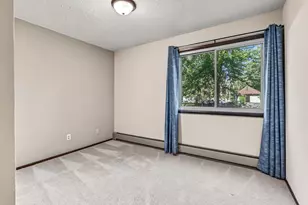 3916 Foss Rd, Saint Paul, MN 55421 - Photo 18