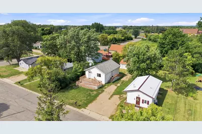 416 Central Street W, Detroit Lakes, MN 56501 - Photo 24