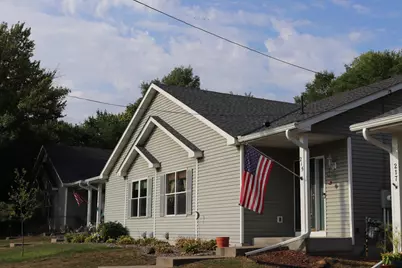 215 9th Avenue N, South Saint Paul, MN 55075 - Photo 2