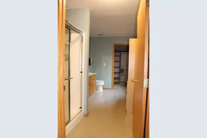 215 9th Avenue N, South Saint Paul, MN 55075 - Photo 18