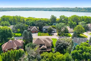 14178 McCoy Ct, Eden Prairie, MN 55347 - Photo 2
