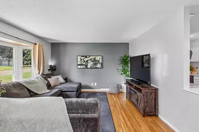 8630 81st Street S, Cottage Grove, MN 55016 - Photo 6