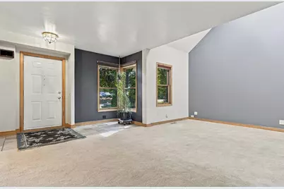 3549 Orchard Avenue N, Crystal, MN 55422 - Photo 8