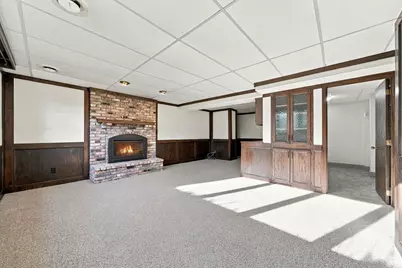 2749 Hilltop Court, North Saint Paul, MN 55109 - Photo 32