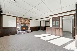 2749 Hilltop Ct, North Saint Paul, MN 55109 - Photo 32