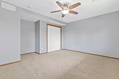 1802 Colonial Lane #1, Chanhassen, MN 55317 - Photo 24