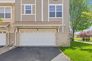 1802 Colonial Ln, Chanhassen, MN 55317 - Photo 30