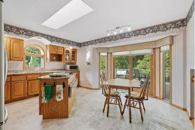 1579 Mary Street N, Maplewood, MN 55119 - Photo 6