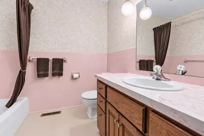 1610 Woodhaven Place, Owatonna, MN 55060 - Photo 26