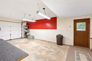 1610 Woodhaven Pl, Owatonna, MN 55060 - Photo 38