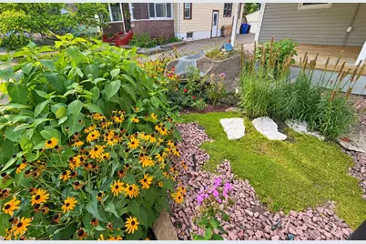 303 Page Street W, Saint Paul, MN 55107 - Photo 24