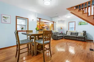 303 Page St W, Saint Paul, MN 55107 - Photo 12
