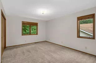 2064 Pin Oak Dr, Eagan, MN 55122 - Photo 14