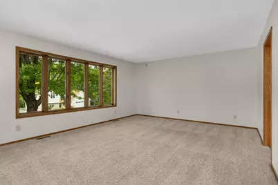 2064 Pin Oak Drive, Eagan, MN 55122 - Photo 4