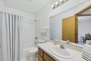9024 Regent Pkwy, Brooklyn Park, MN 55443 - Photo 20