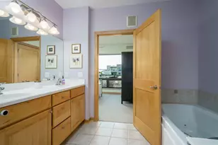 284 Spring St, Saint Paul, MN 55102 - Photo 14
