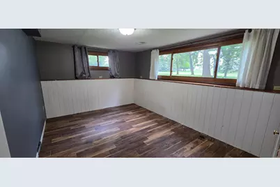 102 Shorewood Drive, International Falls, MN 56649 - Photo 10