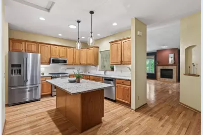 370 Mendota Road W, West Saint Paul, MN 55118 - Photo 4