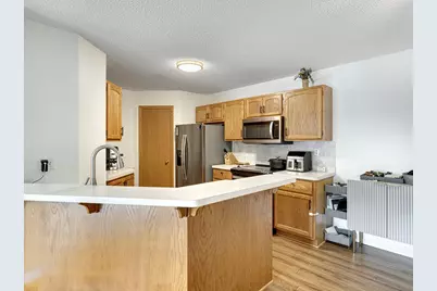 336 Gironde Court, Woodbury, MN 55125 - Photo 4