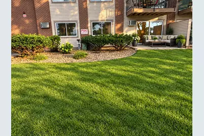 2800 Hillsboro Avenue N #112, New Hope, MN 55427 - Photo 2