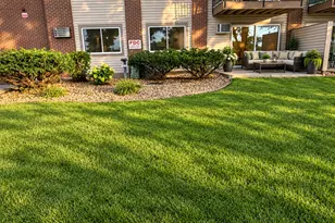 2800 Hillsboro Ave N, New Hope, MN 55427 - Photo 4