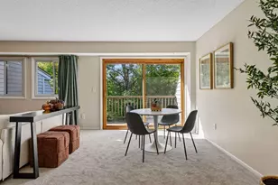 8948 Neill Lake Rd, Eden Prairie, MN 55347 - Photo 18