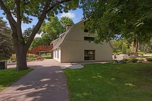 8948 Neill Lake Rd, Eden Prairie, MN 55347 - Photo 38