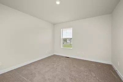 906 Spruce Circle N, Cambridge, MN 55008 - Photo 12
