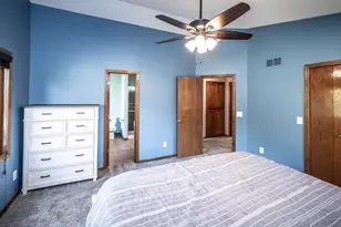 14512 Hollow Park Ct, Burnsville, MN 55306 - Photo 16