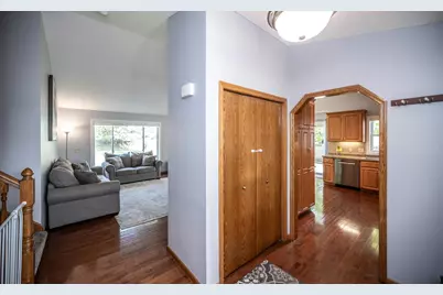 14512 Hollow Park Court, Burnsville, MN 55306 - Photo 6