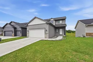 977 45th Ave NE, Saint Cloud, MN 56304 - Photo 4