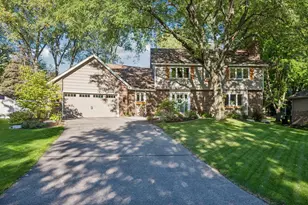 8722 Sandro Rd, Bloomington, MN 55438 - Photo 2
