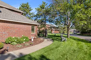 1812 Hunter Hill Rd, Hudson, WI 54016 - Photo 24