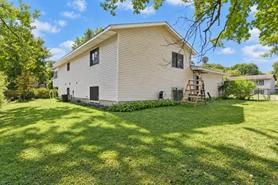 5506 Prospect Avenue, Saint Paul, MN 55110 - Photo 12