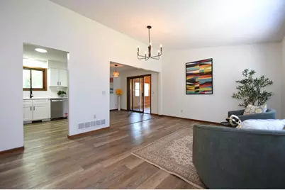 5506 Prospect Avenue, Saint Paul, MN 55110 - Photo 6